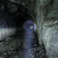 5800萬(wàn)噸/年!廣東云浮兩大砂石礦山膠帶機(jī)運(yùn)輸平硐全線順利貫通