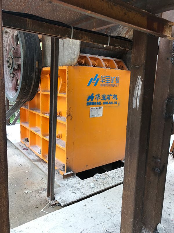 華寶礦機(jī)鄂破安裝操作技術(shù) 華寶礦機(jī)鄂破安裝操作技術(shù)